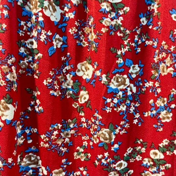 Floral print maxi skirt, Red floral print, M, EUC - Picture 4 of 10